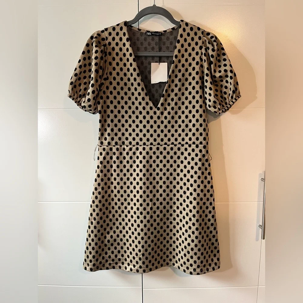NWT Zara Belted Polka Dot Dress Size Medium